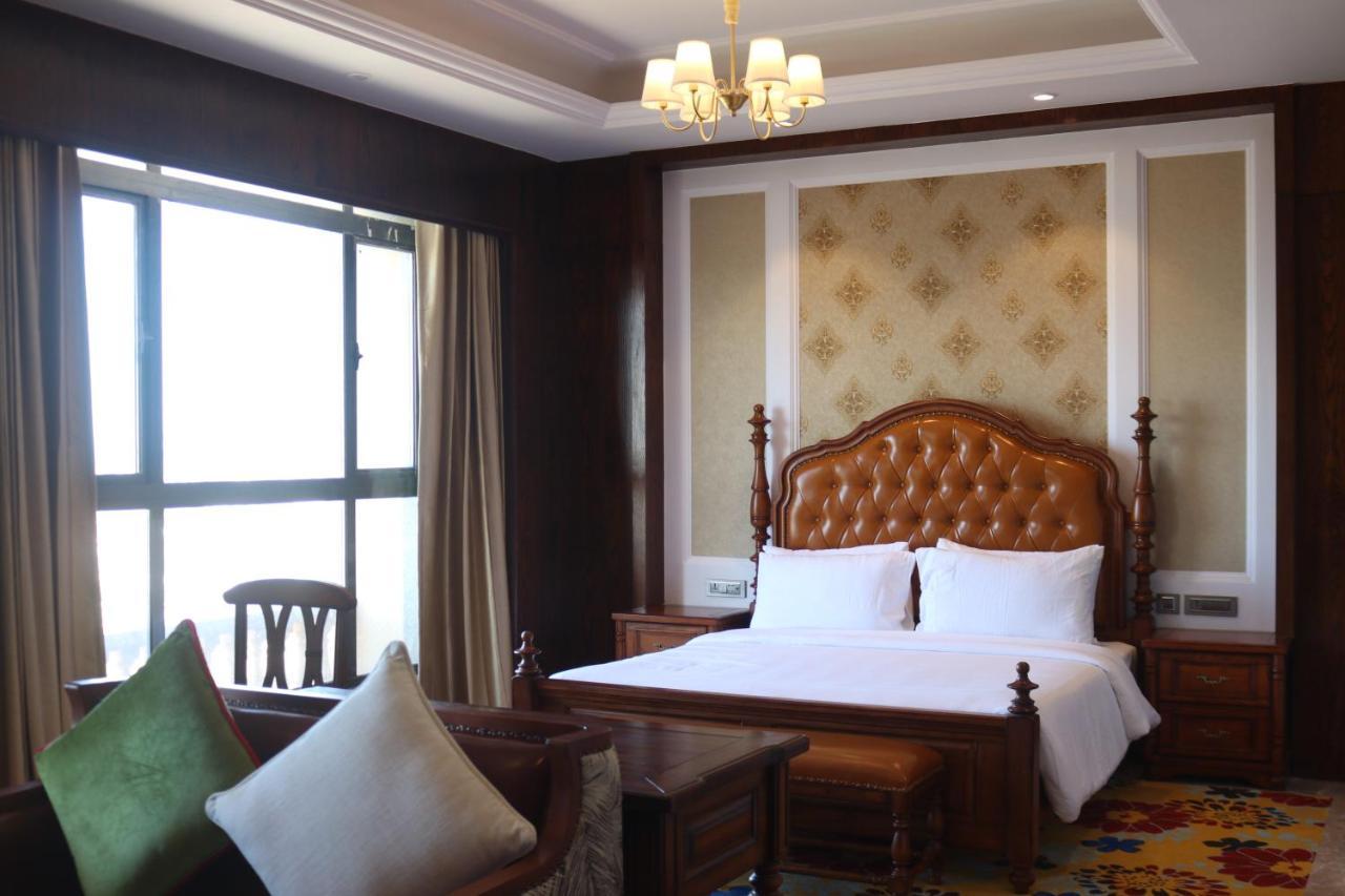 Hotel Lemon Tree Premier, Dwarka Exterior foto