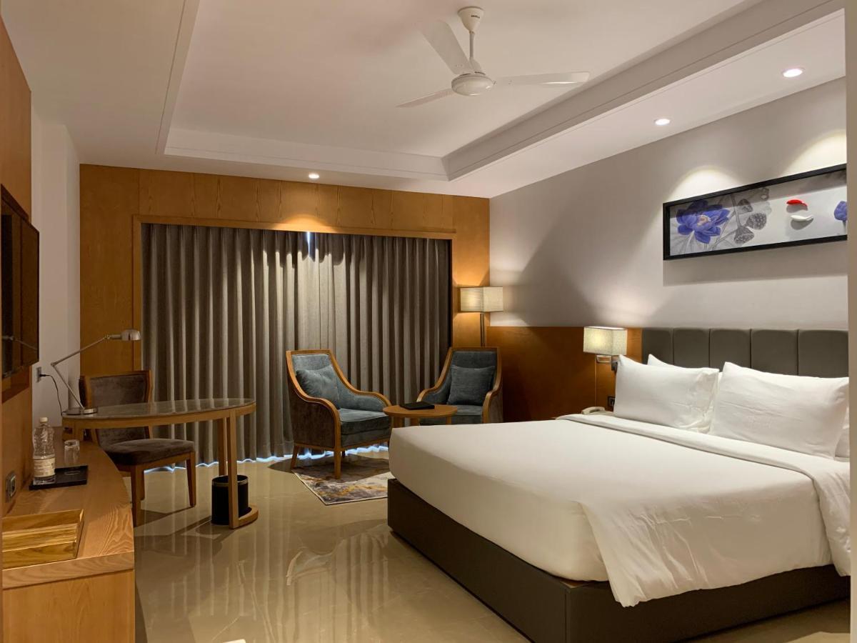 Hotel Lemon Tree Premier, Dwarka Exterior foto