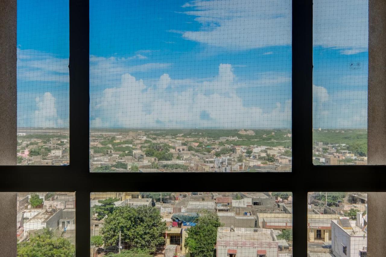 Hotel Lemon Tree Premier, Dwarka Exterior foto