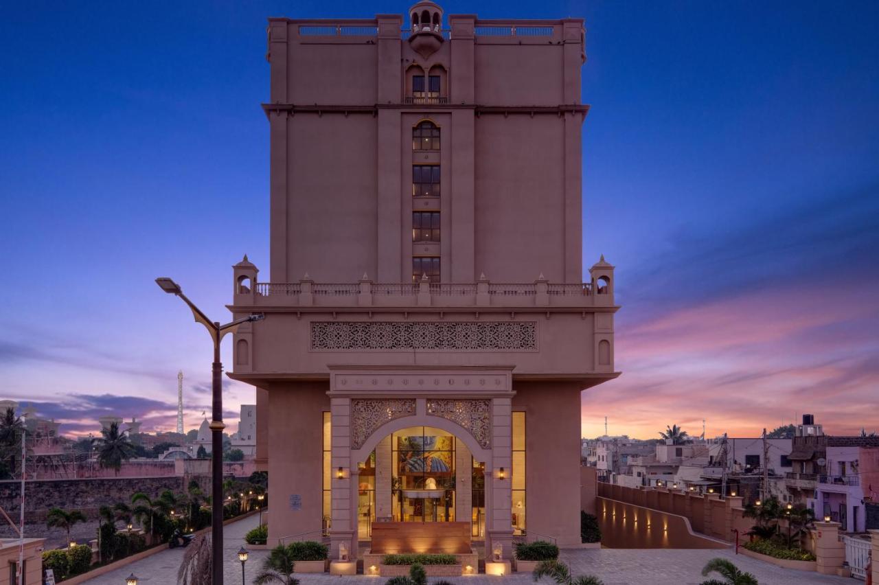 Hotel Lemon Tree Premier, Dwarka Exterior foto