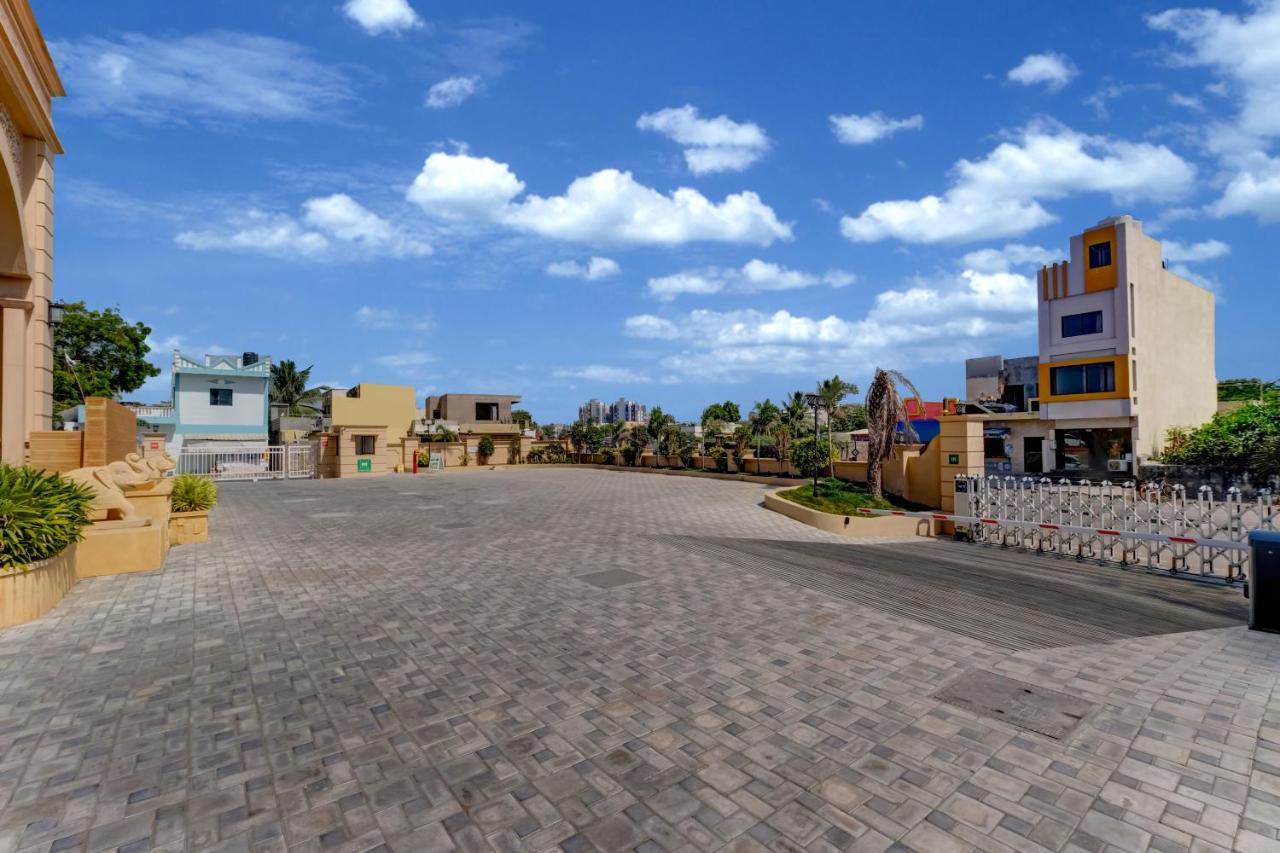 Hotel Lemon Tree Premier, Dwarka Exterior foto